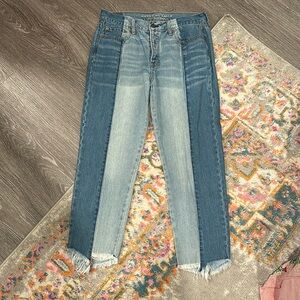 American Eagle Vintage Hi-Rise jeans